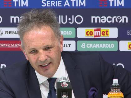 Il duro scontro tra Sinisa Mihajlovic e Medel infiamma il Via del Mare di Lecce