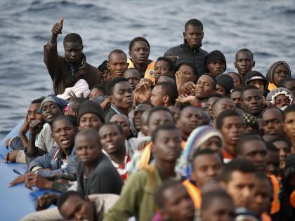 Sbarchi di migranti a Lampedusa: l'appello del sindaco al ministro Luciana Lamorgese