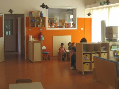 Asili, il Comune non trova i camici monouso