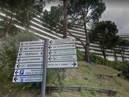 Genova, trapianto sbagliato sul paziente: ospedale offre 10mila euro