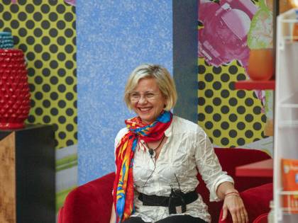 Gf Vip, volano stracci tra la Elia e la De Panicis: "Abbiamo una pornostar"