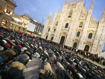 Lamorgese incontra gli islamici: ma sul vertice piovono sospetti