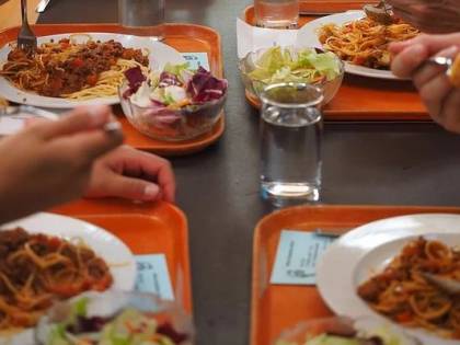 Brianza, a scuola solo pane e acqua ai bambini dei morosi