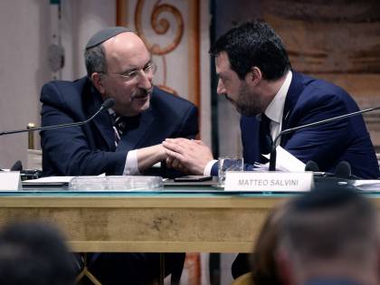 Salvini: "L'antisemitismo in Italia? È colpa dei migranti islamici"