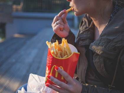 Virus Cina, McDonald's sospende attività nella zona critica