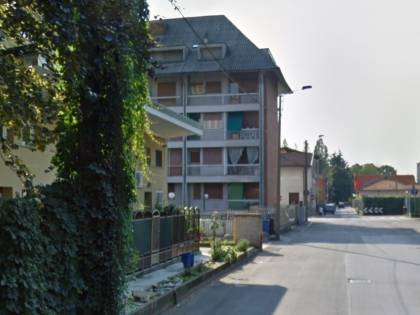 Limbiate, esasperato dal pianto del bimbo, 76enne accoltella il padre