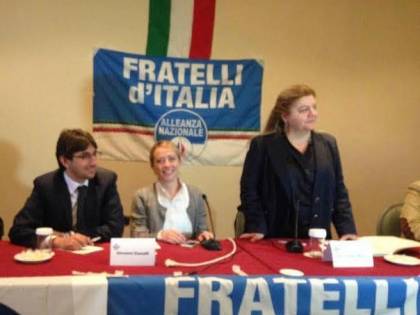Livorno, si oppone a Gay pride: minacce e insulti ad esponente di Fdi