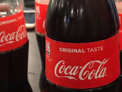 La Sugar tax uccide l'economia italiana: viaggio nelle imprese che scappano