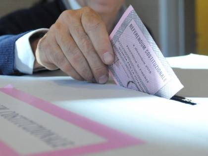 Il sondaggio vietato che aiuta il governo diventa un caso
