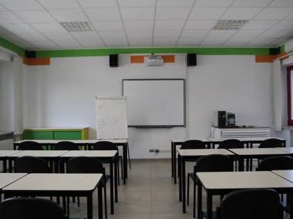 Non mandavano i figli a scuola: denunciati 50 genitori