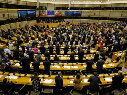 Ue, ok risoluzione Recovery Fund. Ma Commissione rimanda al 27 maggio