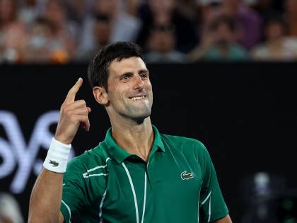 Australian Open, Djokovic doma Federer: il serbo è il primo finalista
