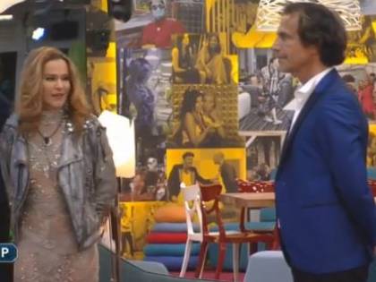 Gf Vip, Zequila conferma la "storia" con la trans Eva Robin's: "Abbiamo peccato e goduto"