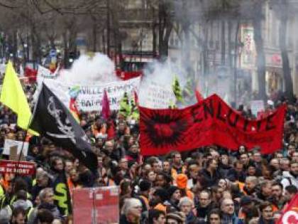 Parigi non si arrende: pronta un'altra protesta di piazza