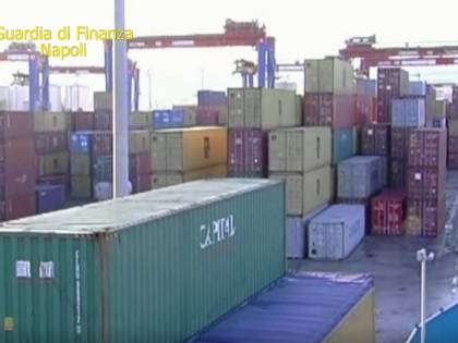 Maxi sequestro di rifiuti speciali diretti in Africa