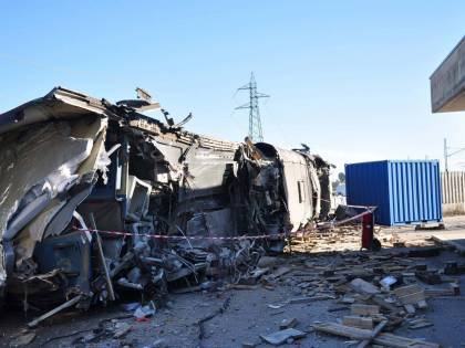 Treno deragliato, i primi risultati: "L’attuatore dello scambio era difettoso"