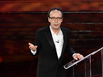 L'attacco del sacerdote al Festival di Sanremo: "Lasciate stare i santi"