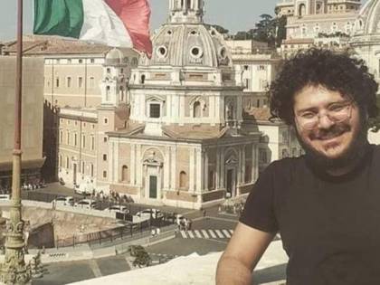 Patrick Zaky resta in carcere, udienza rimandata al 7 marzo