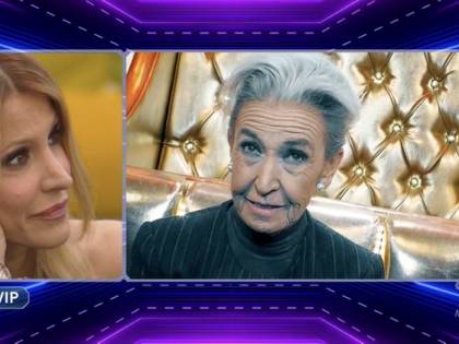 Gf Vip, scontro tra la Alberti e la Volpe, interviene la Nunez: "Adriana è una buona giocatrice"