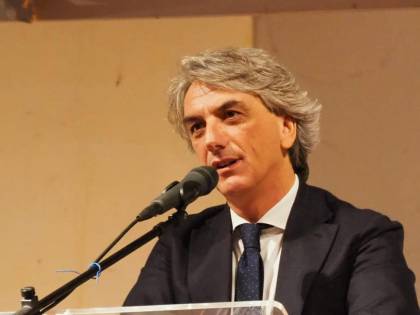 Corruzione, in Calabria c'è il primo consigliere regionale indagato: è del Pd