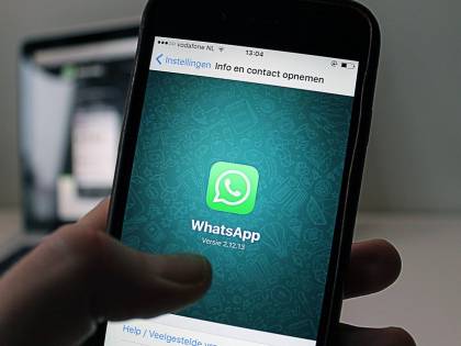 "Modifiche poco chiare": WhatsApp sotto accusa per l'uso dei nostri dati