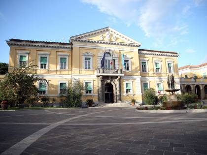 Coronavirus, turisti cinesi respinti da hotel e taxi