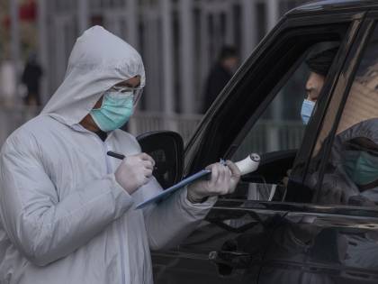 Coronavirus, la Russia di Putin vieta l'ingresso ai cinesi