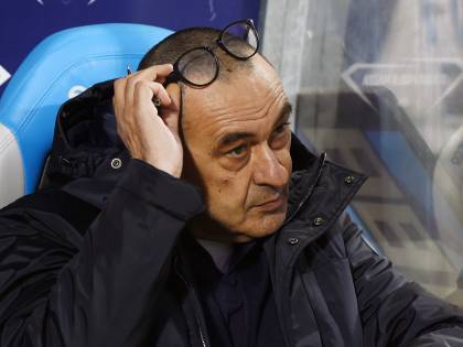 Il "siluro" che adesso gela Sarri "È un traditore, via per i soldi..."