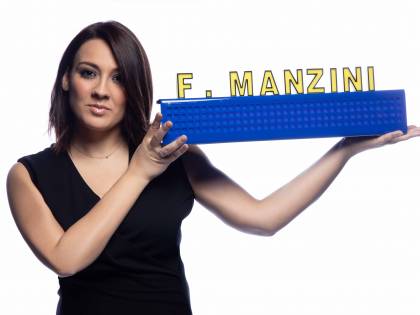 Striscia la notizia, debutto per Francesca Manzini in conduzione: "Mi sento confusa e felice"