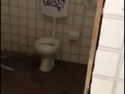 Sporcizia e mancate sanificazioni in alcune scuole