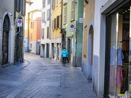 Alzano, campagna vaccinale. Ritorno al futuro con prudenza