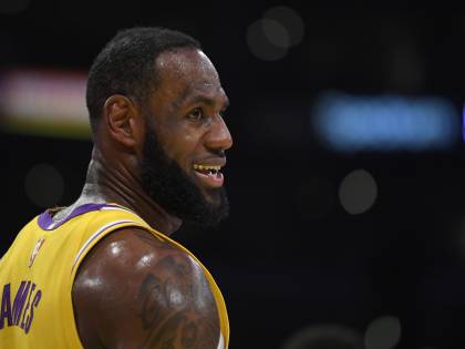 LeBron James corregge il tiro: "Porte chiuse? Non mi piacciono ma mi adeguerò"