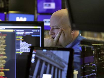 Le Borse tornano in rosso. Sale lo spread