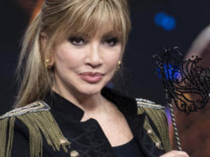 Ballando con le stelle previene il coronavirus: "I ballerini non potranno toccarsi"