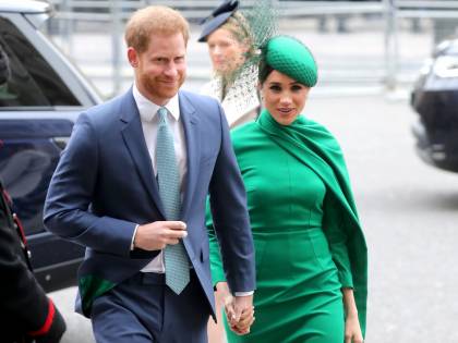 Harry e Meghan in lockdown a Los Angeles. Gli inglesi: "È il Kharma"