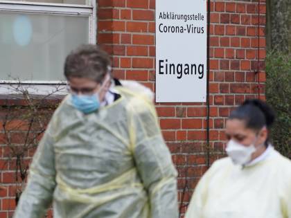 Aumentano i casi in Germania, l'AfD: "Blindare i confini contro il virus"