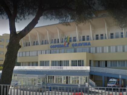 Infermiere chiede di uscire da pronto soccorso: lo aggrediscono in 5