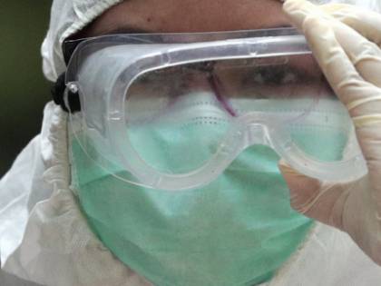 Coronavirus, poche mascherine. Ma c'è una speranza: ecco il manuale per riusarle