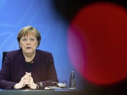 Il "bazooka" della Merkel contro il virus: pronto un piano da 822 miliardi