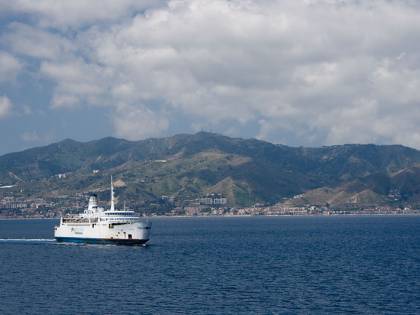 Amore contro Coronavirus: il passaporto degli innamorati