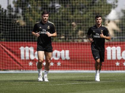 Jovic scappa dalla quarantena, la Serbia lo avverte: "Ne risponderai"
