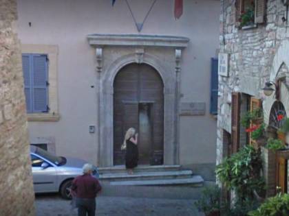 Albanese fa sport all'aperto e se ne infischia delle regole
