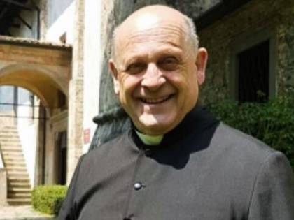 Casnigo, dà respiratore a un altro: don Giuseppe muore di Coronavirus