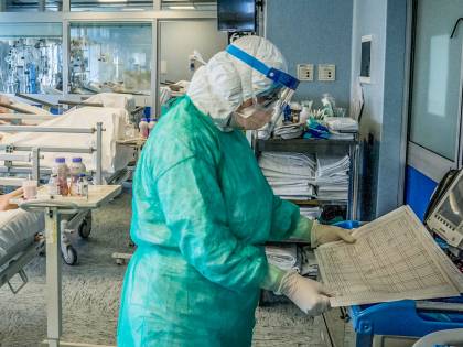Virus, il biglietto del condominio contro la dottoressa: "Fai attenzione quando rientri a casa"