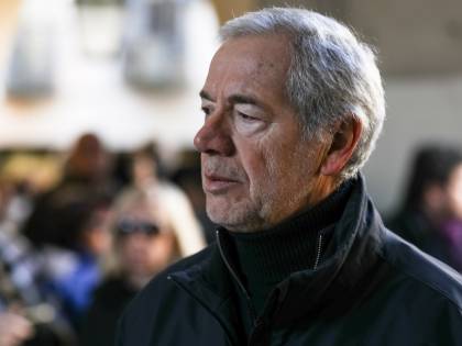 Bertolaso rinuncia alla corsa per diventar sindaco di Roma "Ora non posso candidarmi"