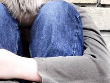 Soldi a un 14enne per far sesso: arrestati un 52enne e un 37enne ad Ischia