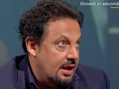 Enrico Brignano: “Coronavirus? È dura, molto più che in guerra”