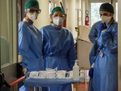 Coronavirus, a Medicina parte la sperimentazione con mix di farmaci