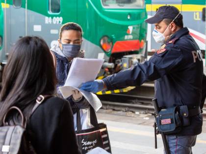 Il Veneto pensa alla "patente" per i guariti, Zaia: "Ritorno alla normalità graduale"
