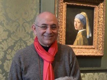 Medico rinuncia alla pensione e pure al suo stipendio: "Non lascio soli i miei pazienti"